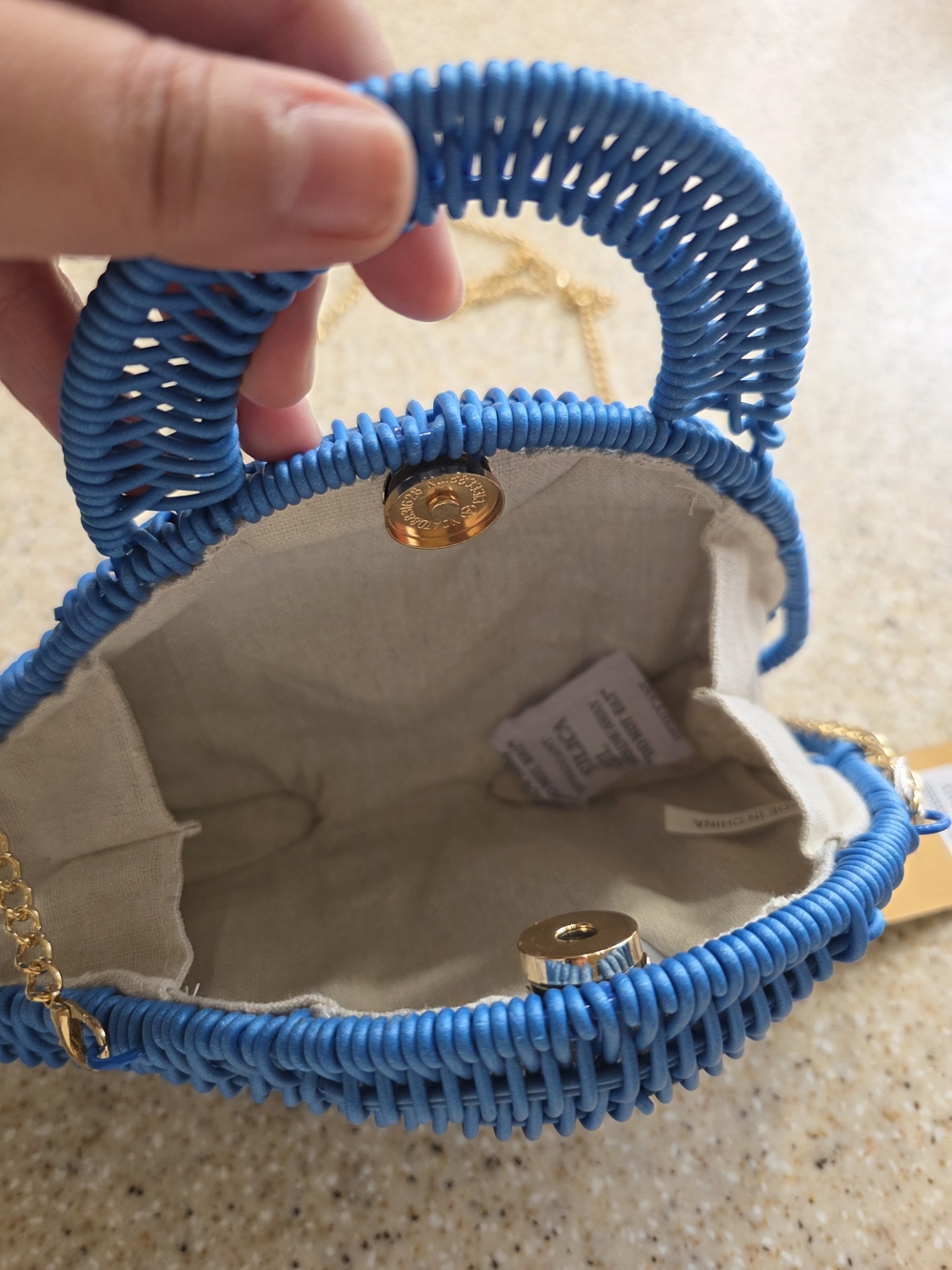 Tommy Bahama Blue Woven Whale Crossbody Bag with Gold Chain - Picture 4 of 4